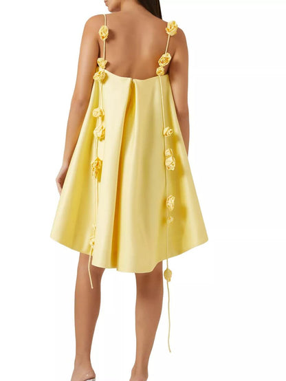 Blommönstrad Mini Klänning för Alla Tillfällen