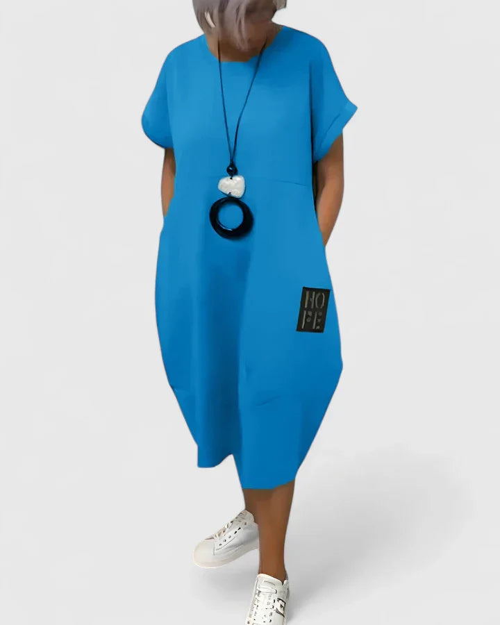 Thalyssiah | Chic Midi Klänning för Alla Tillfällen