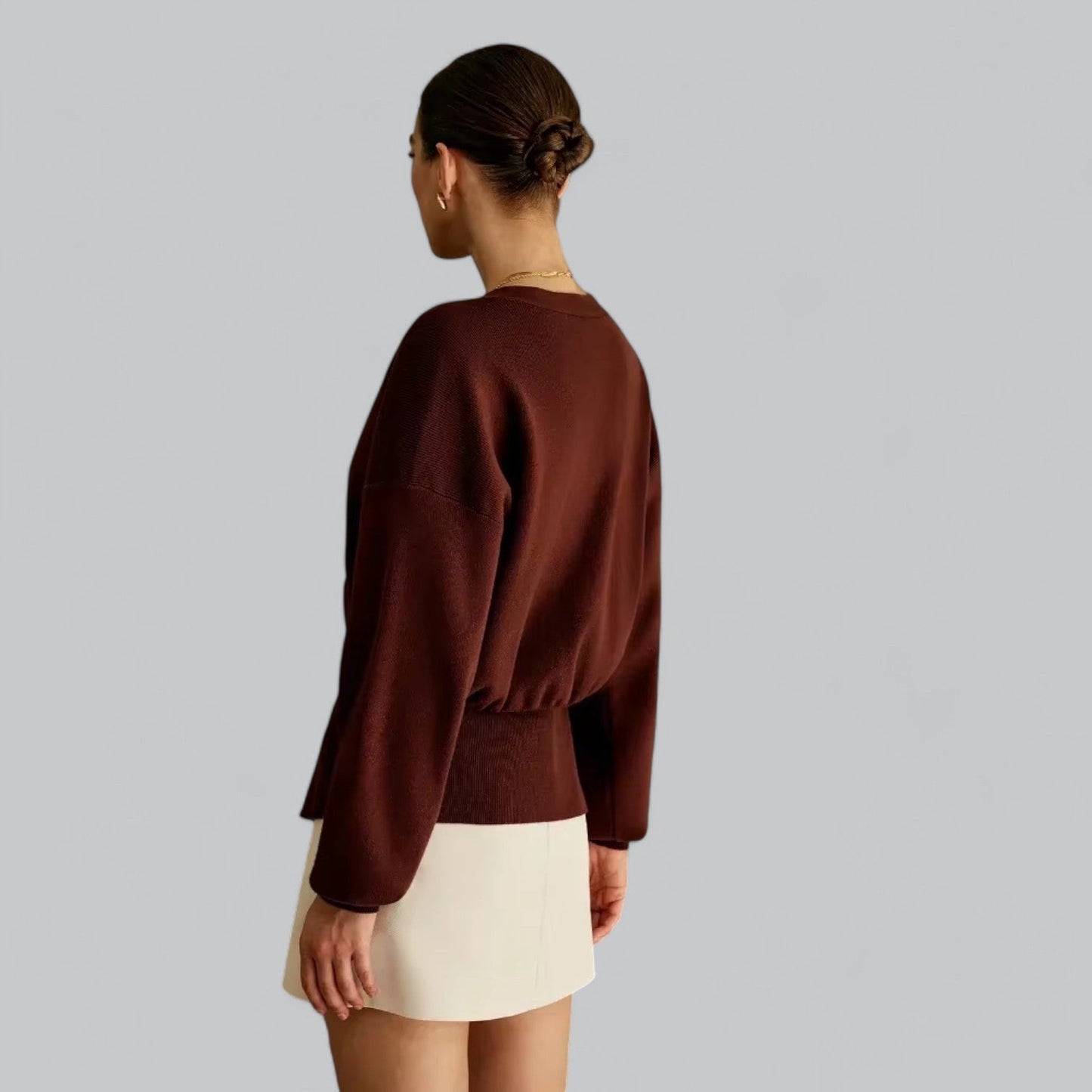 Stilig V-ringad kvinnokardigan för alla tillfällen