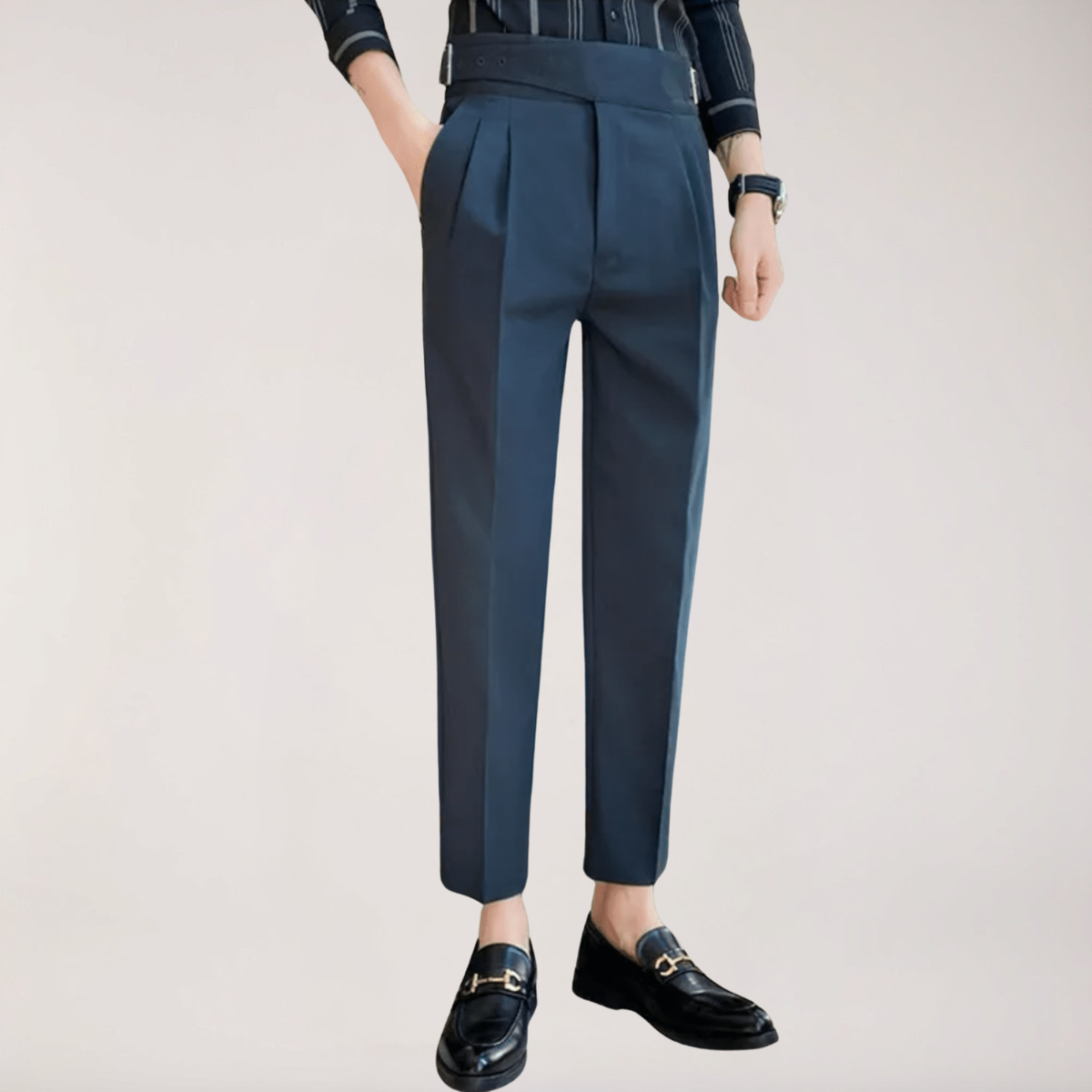 Herrformella högmidjade plisserade byxor för evenemang