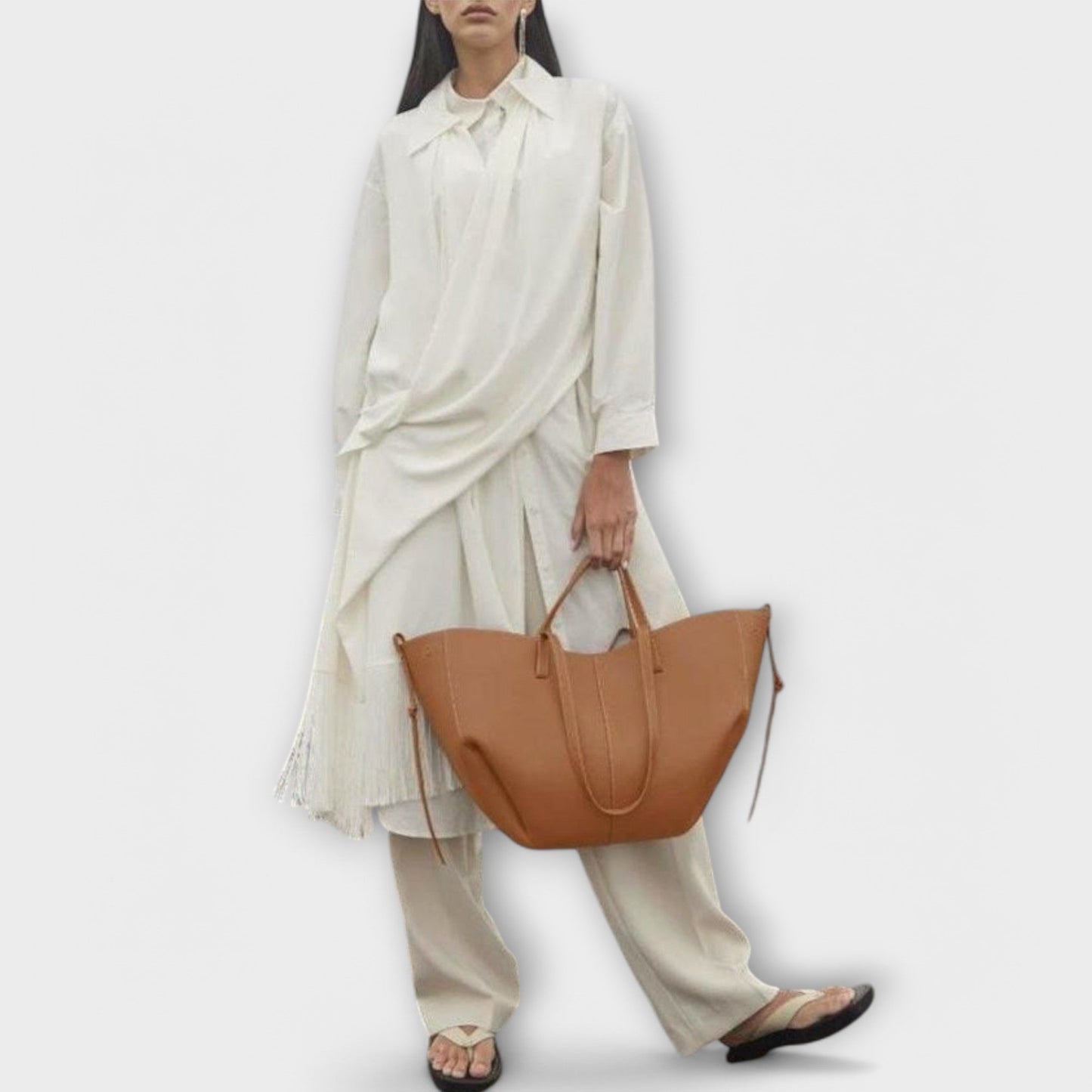 Olivia Aura: Chic Klänning för Varje Tillfälle