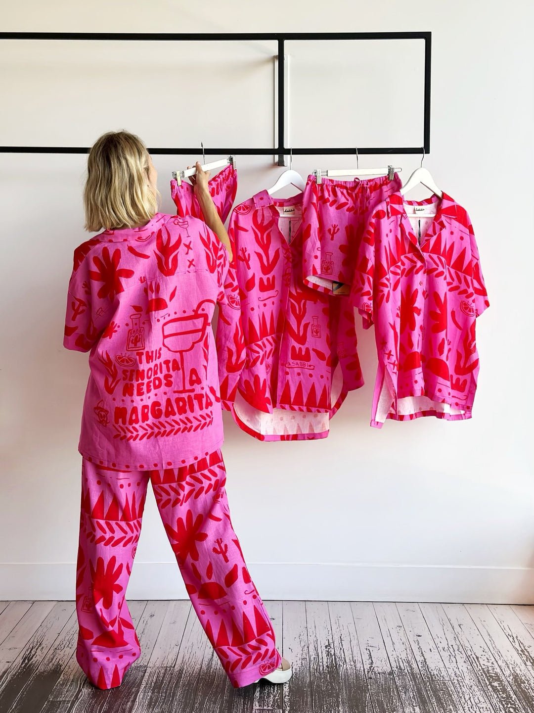 Chic Castro Sommarensemble för Stiliga Tillfällen