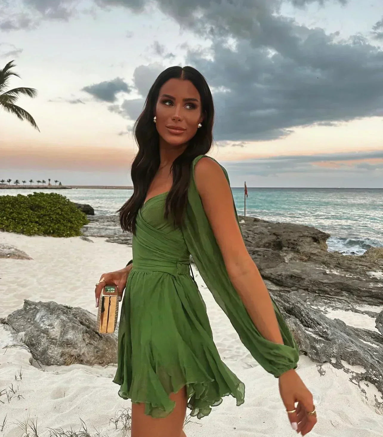 Stella - Chic Mini Klänning för Alla Tillfällen