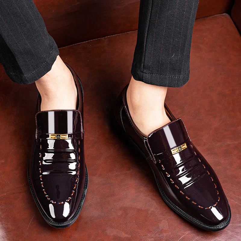 Herrens Lack Loafers – Stiliga Slip-On Skor för Formella Evenemang