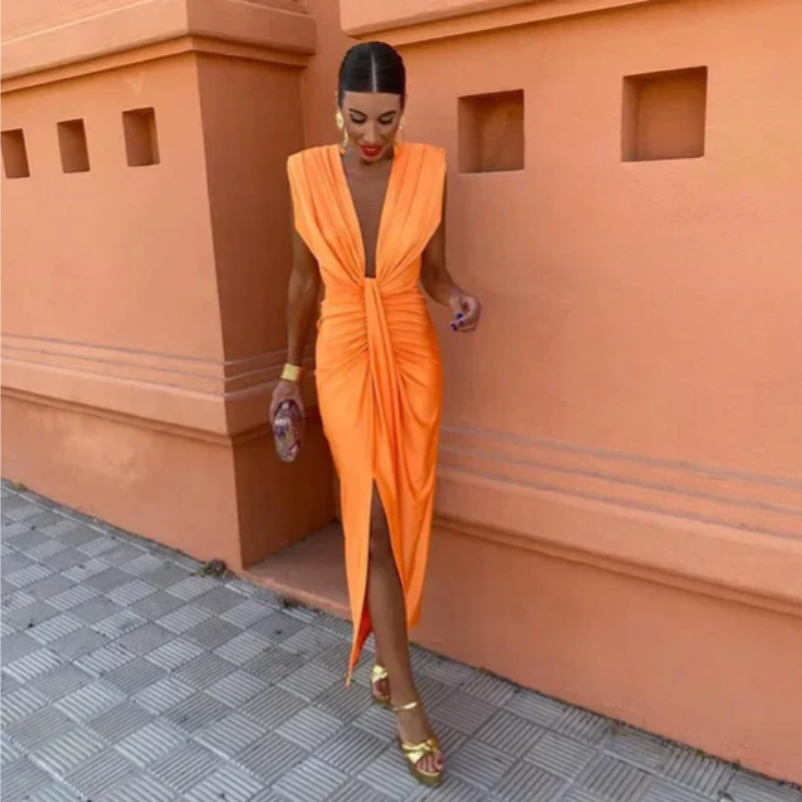 Bröllopsgästklänning med Fållor