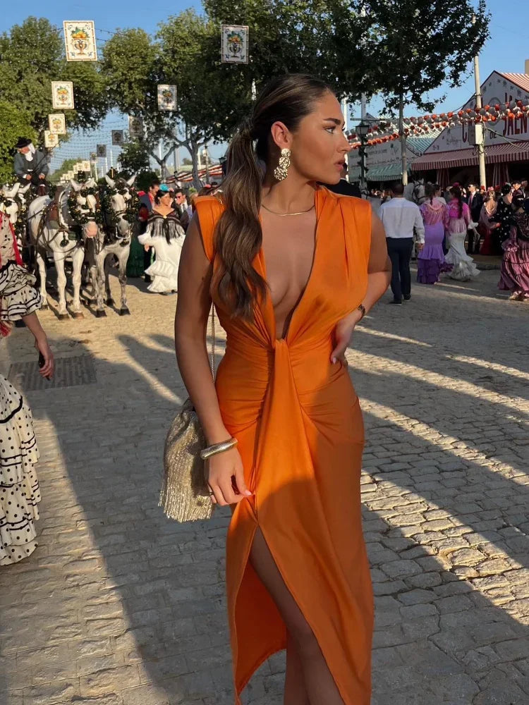 Bröllopsgästklänning med Fållor