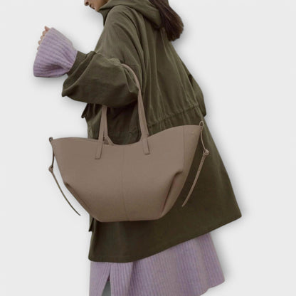 Olivia Aura: Chic Klänning för Varje Tillfälle