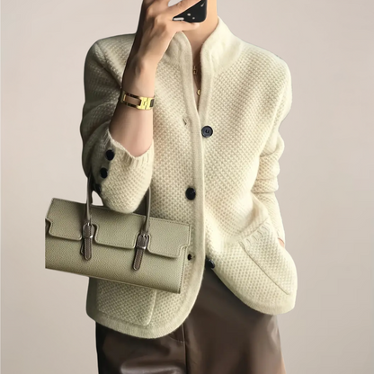 Texturerad Stickad Krämfärgad Cardigan för Stilsäkra Lager