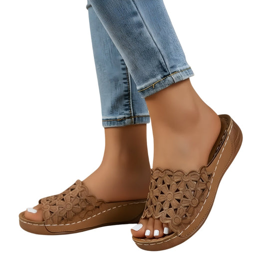 Blommig Utskärning Kvinnors Plattform Sandaler för Sommardagars Utflykter