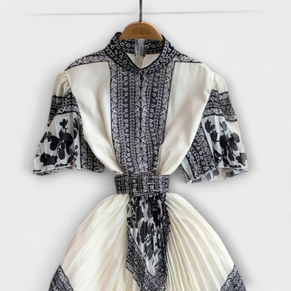 Delilah - Retro Chic Klänning för Alla Tillfällen