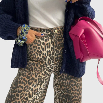 Chandra - Retro Leopardmönstrade Jeans för Alla Tillfällen