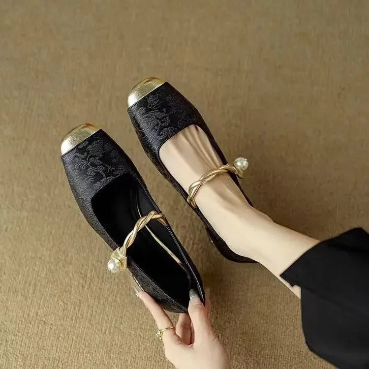 Chic Mestelle Mary Janes för varje tillfälle