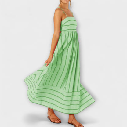 Chic Maxi Klänning i Bare Bloom för Alla Tillfällen